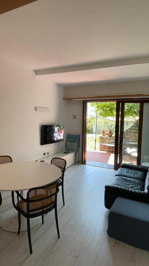 Lake View, Swimming Pool, Tennis Court And Private Parking Mezzegra Buitenkant foto